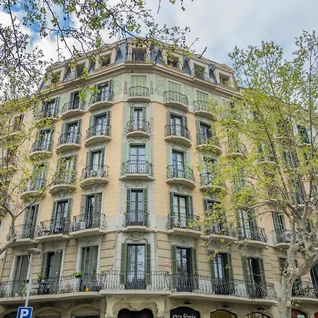 דירה Elegant 4 Bedrooms 3 Bathrooms Catalan *