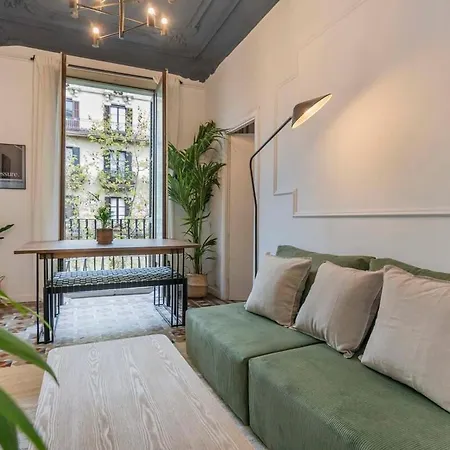 דירה Elegant 4 Bedrooms 3 Bathrooms Catalan *