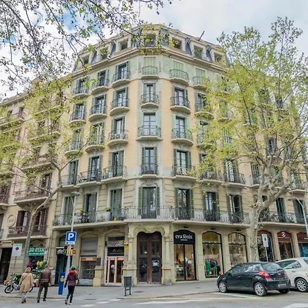 Elegant 4 Bedrooms 3 Bathrooms Catalan * Barcelona