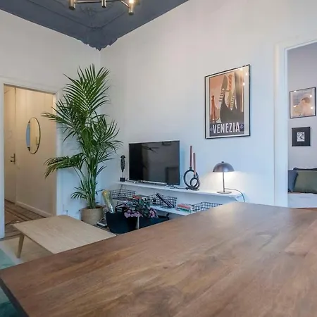 Elegant 4 Bedrooms 3 Bathrooms Catalan *